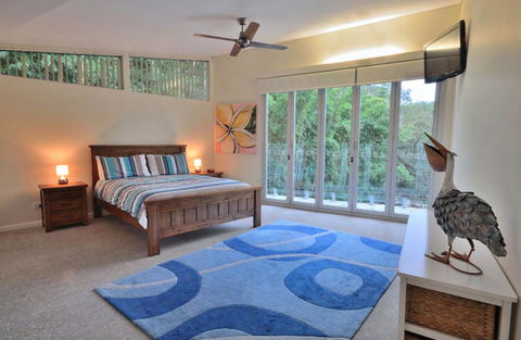 Crescent Head Spa Villa - Travel Search 2