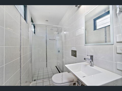 Crescent Head Spa Villa - Travel Search 7