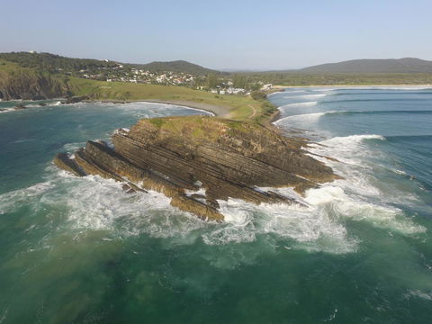 Crescent Head Spa Villa - Travel Search 19