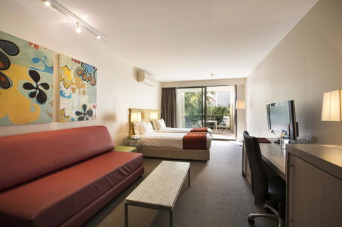 Narrabeen Sands Hotel By Nightcap Plus - Travel Agents 18