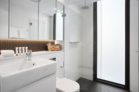 Quest North Sydney - Travel Agents 10
