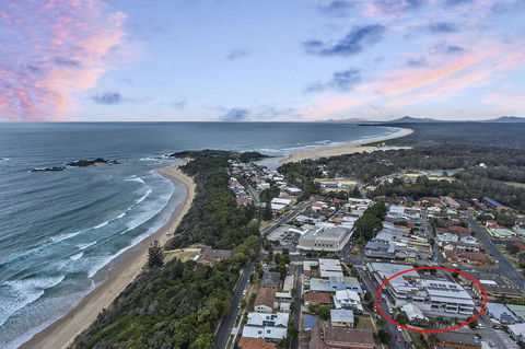 No 5 Rockpool 69 Ave Sawtell - Travel Agents 2