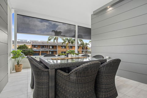 No 5 Rockpool 69 Ave Sawtell - Travel Agents 12