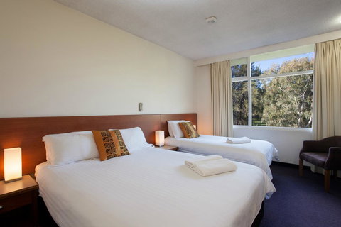 Ibis Styles Tamworth - Tourism Guide 2