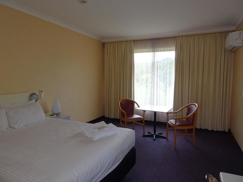 Ibis Styles Tamworth - Tourism Guide 4