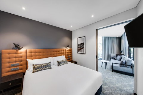 Vibe Hotel North Sydney - Tourism Guide 30