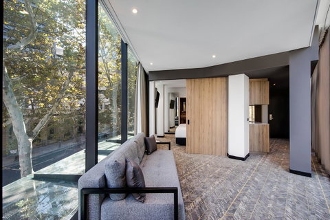 Vibe Hotel North Sydney - Tourism Guide 13