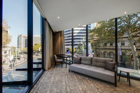 Vibe Hotel North Sydney - Tourism Guide 32