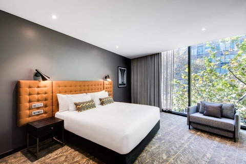 Vibe Hotel North Sydney - Tourism Guide 3