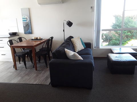 Narooma Golfers Lodge - Travel Agents 21