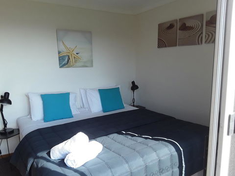 Narooma Golfers Lodge - Travel Agents 23