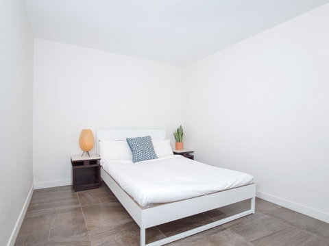 DD Apartments On Day - Tourism Guide 12