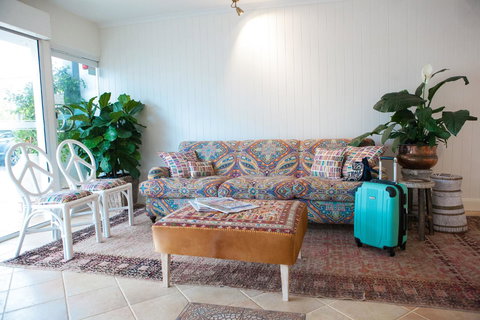 The Lord Byron - Tourism Guide 19