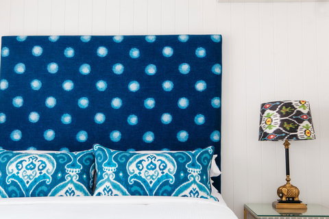 The Lord Byron - Tourism Guide 6