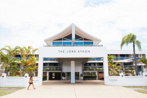 The Lord Byron - Tourism Guide 0
