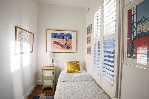 Bondi Beach House - Tourism Guide 36