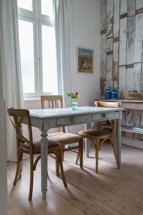 Bondi Beach House - Tourism Guide 43