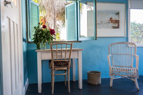 Bondi Beach House - Tourism Guide 17