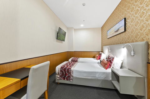 YEHS Hotel Sydney QVB - Travel Agents 18