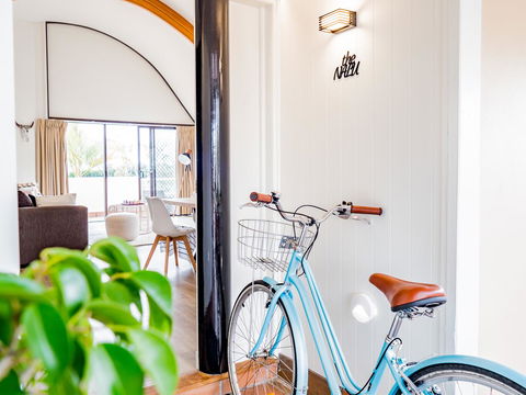 Waves Byron Bay - Tourism Guide 6