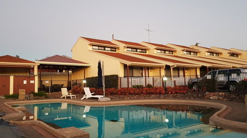 Great Escape Lofts - Travel Agents 12