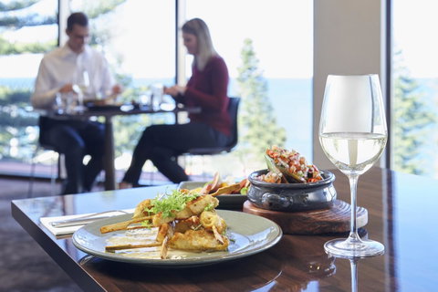 Crowne Plaza Sydney Coogee Beach, An IHG Hotel - Tourism Guide 29