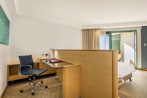 Crowne Plaza Sydney Coogee Beach, An IHG Hotel - Tourism Guide 5
