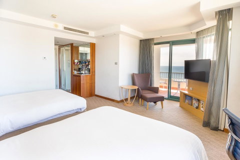 Crowne Plaza Sydney Coogee Beach, An IHG Hotel - Tourism Guide 8