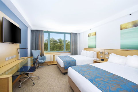 Crowne Plaza Sydney Coogee Beach, An IHG Hotel - Tourism Guide 16