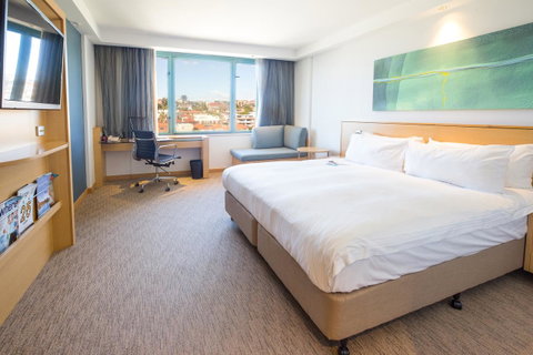Crowne Plaza Sydney Coogee Beach, An IHG Hotel - Tourism Guide 7