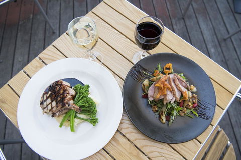 Banjo Paterson Inn - Tourism Guide 34