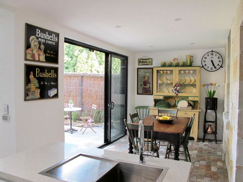 Apple Tree Cottage - Travel Agents 7