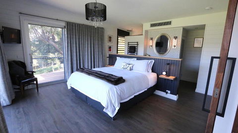 Amaroo Valley Springs - Tourism Guide 31
