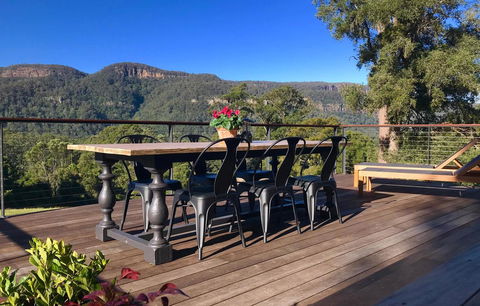 Amaroo Valley Springs - Tourism Guide 1