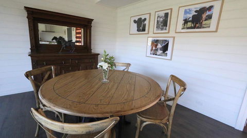 Amaroo Valley Springs - Tourism Guide 30