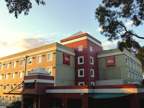 Ibis Thornleigh - Travel Search 9