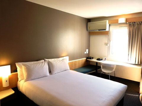 Ibis Thornleigh - Travel Search 22