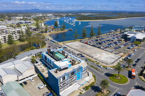 Mantra Quayside Port Macquarie - Travel Agents 13