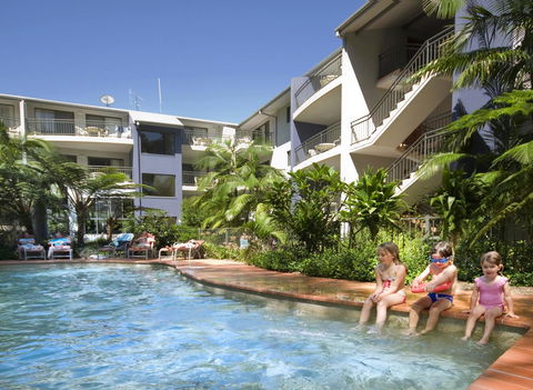 Flynns Beach Resort - Travel Agents 0
