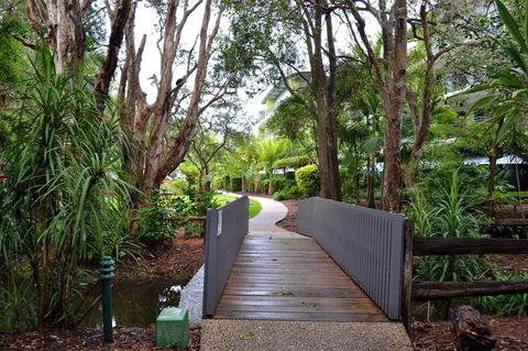 Flynns Beach Resort - Travel Agents 12