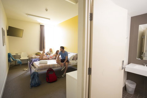 YHA Sydney Harbour - Tourism Guide 4