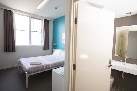 YHA Sydney Harbour - Tourism Guide 5