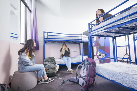 YHA Sydney Central - Tourism Guide 40