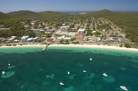 Blue Horizons, Unit 808, 41-45 Shoal Bay Road - Cruises Travel 16