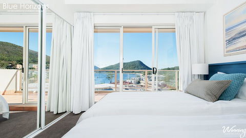 Blue Horizons, Unit 808, 41-45 Shoal Bay Road - Cruises Travel 12
