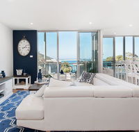 Blue View  Fingal Bay - Cruises Travel