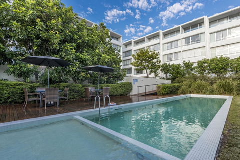 Oaks Nelson Bay Lure Suites - Cruises Travel 10