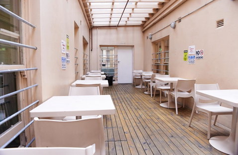 Maze Backpackers - Sydney - Tourism Guide 5
