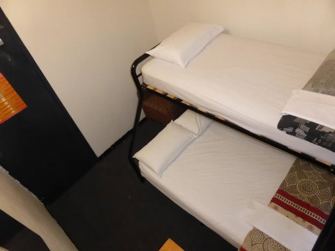 Maze Backpackers - Sydney - Tourism Guide 26
