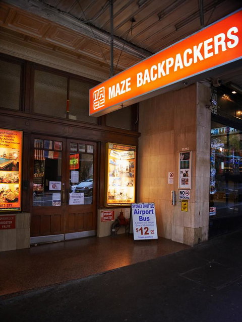 Maze Backpackers - Sydney - Tourism Guide 0